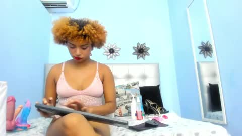saray_sexy_love online show from May 3, 12:08 pm
