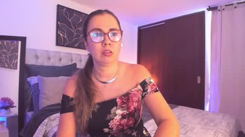 sarha online show from February 2, 3:55 pm