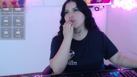 Sari  online show from March 13, 4:14 am