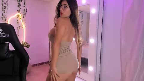 Sara online show from October 18, 11:17 pm