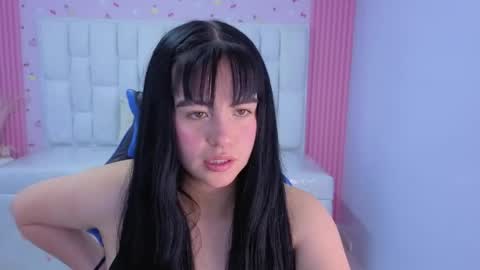 Sara  online show from May 19, 7:43 pm