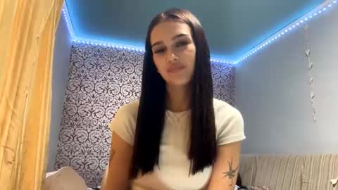 Valentina online show from September 23, 4:05 pm
