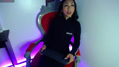 Sasha Brattz online show from December 14, 9:56 pm