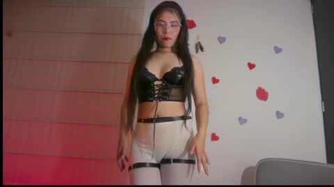 sasha_jonne online show from May 5, 1:52 am