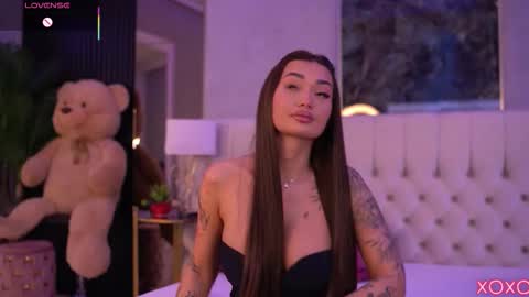 Dennise online show from September 27, 7:21 pm