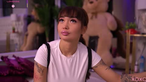 Dennise online show from October 10, 6:57 pm