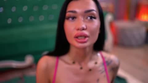 Dennise online show from February 14, 11:53 pm