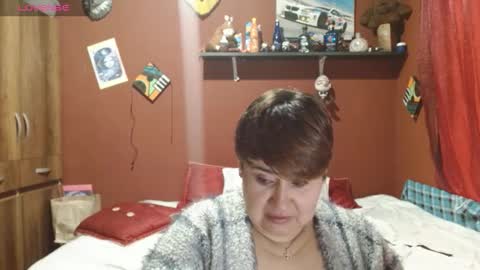 S A S H A R O S E online show from October 18, 1:03 pm