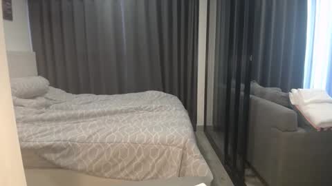 Sasha online show from April 6, 3:50 am