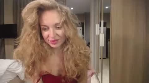 Sasha online show from October 28, 1:39 pm