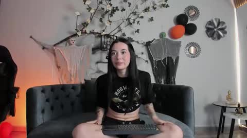 SASHA  online show from October 13, 12:08 pm