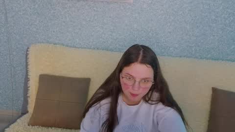 Sasha online show from April 4, 2:27 pm