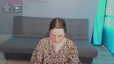 Sasha online show from May 26, 3:11 pm