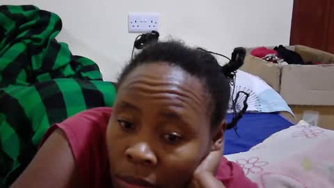 Snapshot of sassy_bella chatting on March 11, 4:51 am sassy_bella online show from March 11, 4:51 am
