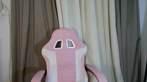 sassy_jenny8 online show from November 8, 12:10 pm