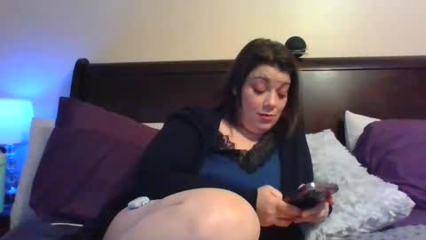 sassyavarose online show from December 19, 3:21 am