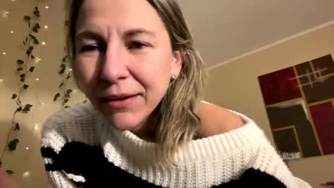 Snapshot of sassyella chatting on January 12, 8:36 am Sassyella online show from January 12, 8:36 am