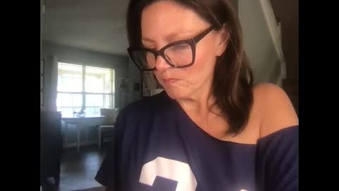 sassynsweetmilf online show from May 20, 12:35 pm