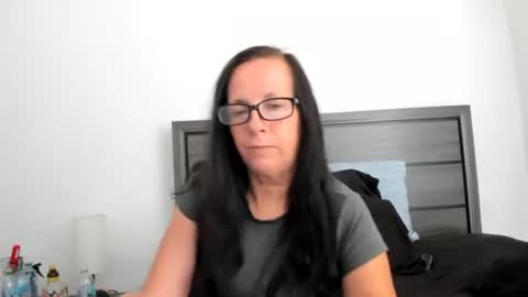 Sassy Peach Goddess online show from October 5, 8:58 pm