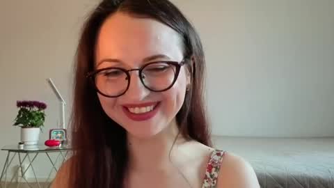 Lori online show from May 21, 6:28 pm