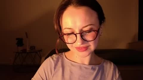 Lori online show from May 14, 7:52 pm