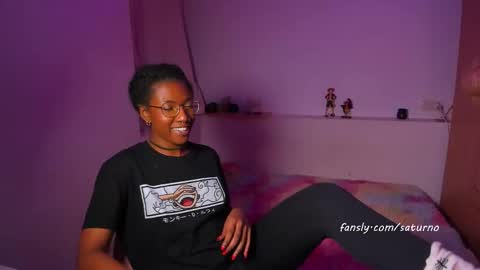 saturno_vibes online show from October 13, 7:44 am