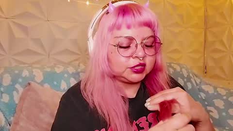 Gina George online show from May 26, 12:21 am