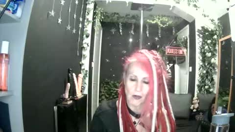 SaucySky online show from May 6, 9:08 pm