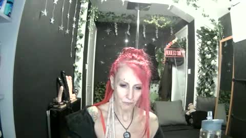 SaucySky online show from May 24, 1:26 am