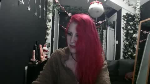 SaucySky online show from December 29, 8:33 am