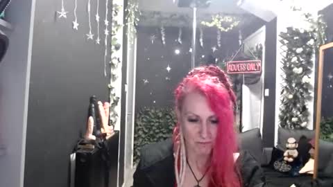 SaucySky online show from March 23, 9:54 pm