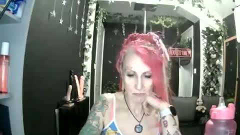 SaucySky online show from May 5, 12:57 am