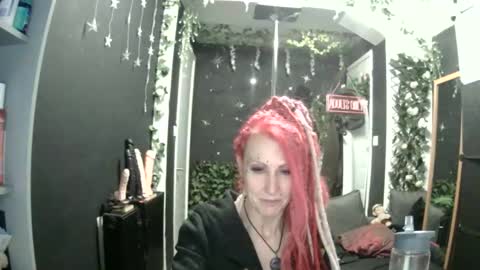 SaucySky online show from May 16, 12:35 am