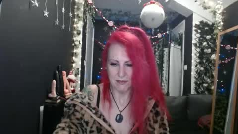 SaucySky online show from December 29, 8:58 pm
