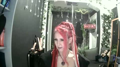 SaucySky online show from April 28, 8:13 pm