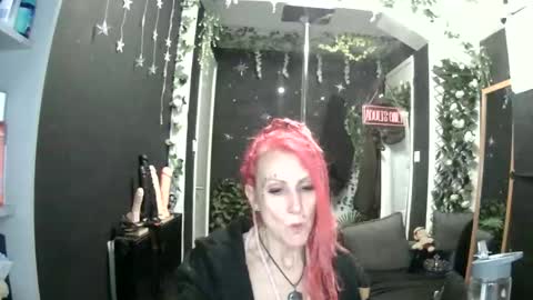 SaucySky online show from May 16, 12:24 am