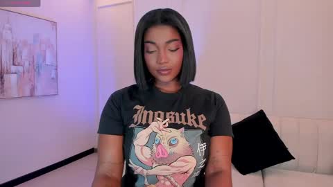 S a v a n n a h  online show from May 20, 12:13 pm