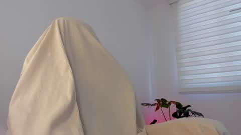 Savannahwildee online show from June 27, 1:28 pm