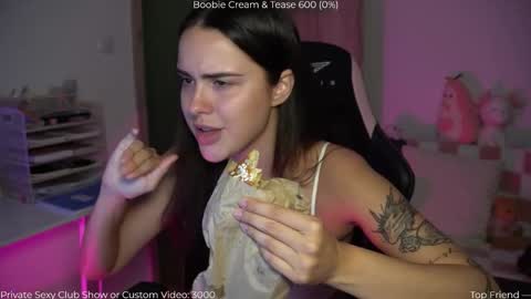 Naomi online show from September 9, 6:30 pm