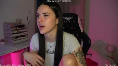 Naomi online show from May 24, 6:29 pm