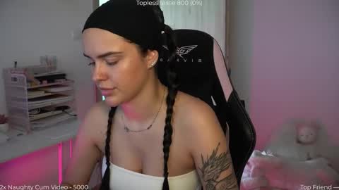 Naomi online show from May 15, 11:24 am
