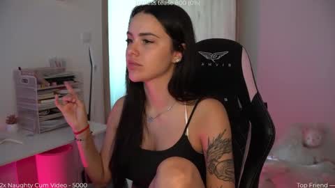 Naomi online show from May 20, 10:45 am