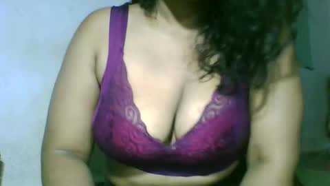 saylla1 online show from January 12, 6:24 pm