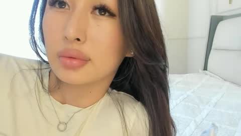 SayokoMia online show from April 8, 9:11 am