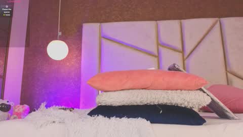 Scarlett online show from February 9, 7:49 pm