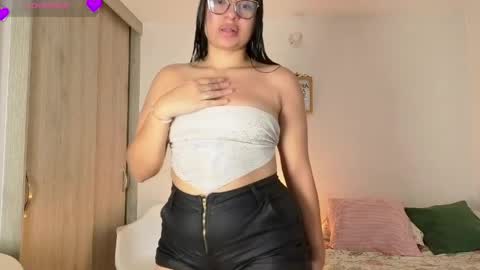 scarlet__15 online show from May 15, 4:54 pm