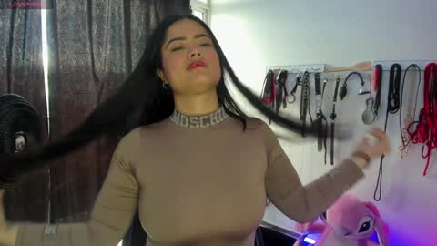 scarlet taylor kennedy online show from January 6, 7:24 pm
