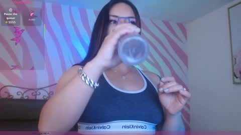 Kimberly online show from May 11, 2:08 pm