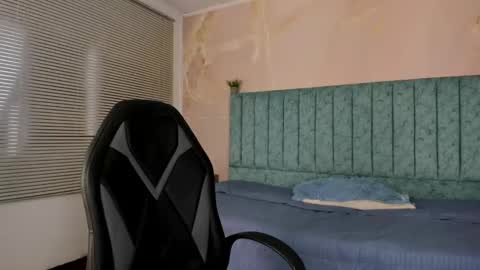 Scarlet  online show from February 23, 1:56 pm