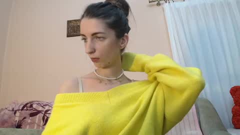 Scarlet online show from May 7, 4:32 pm